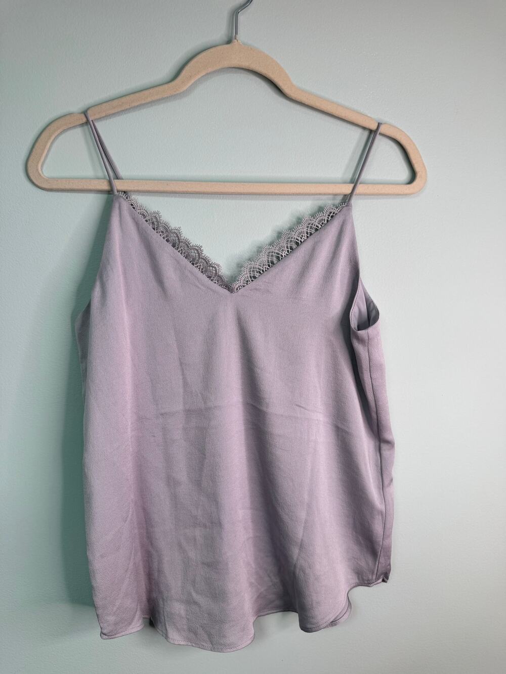 NWT! Express Lace Trim Cami - Size XS - Silver -Lined - Lightweight